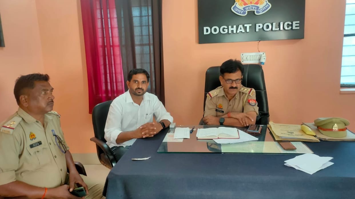 The youth district president of All India Jat Mahasabha was made to sit in the police station
