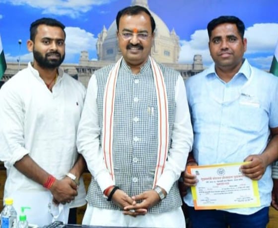 Pradhans were welcomed in the village