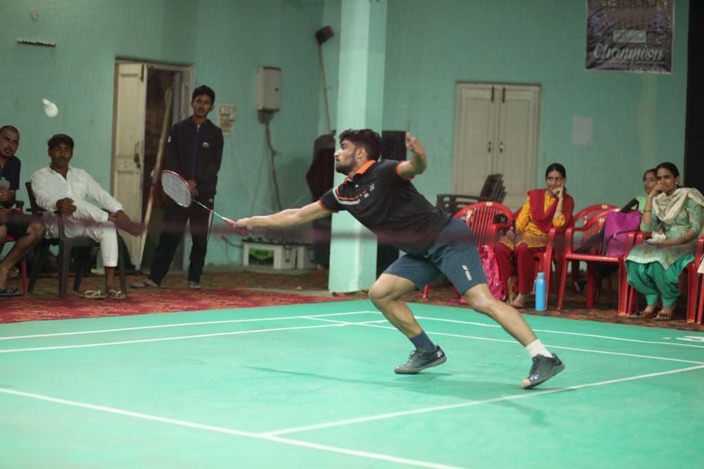Badminton competition: Tarun defeats Naksh and Bhavika defeats Yashasvi
