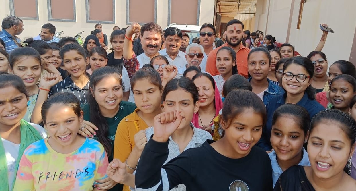 VHP showed the Kerala story to 182 daughters
