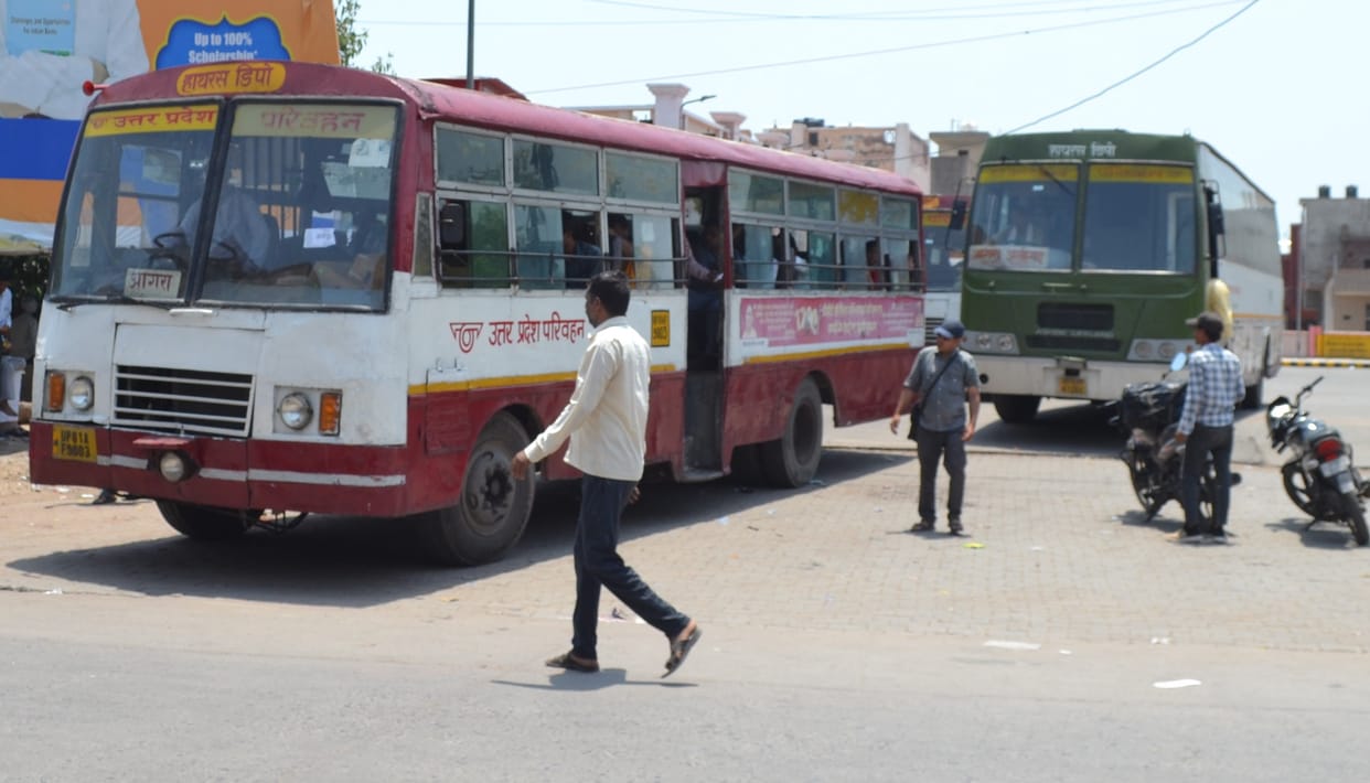 no roadways buses travel dangerously with private vehicles