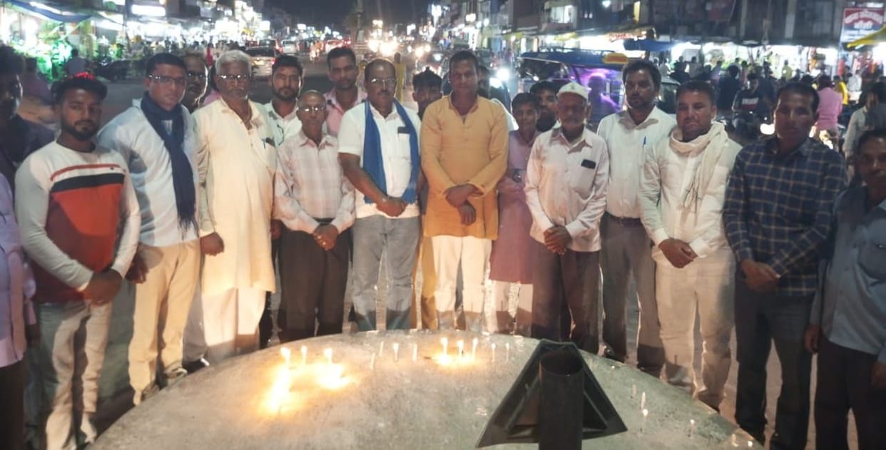 Tributes paid to those killed in the train accident
