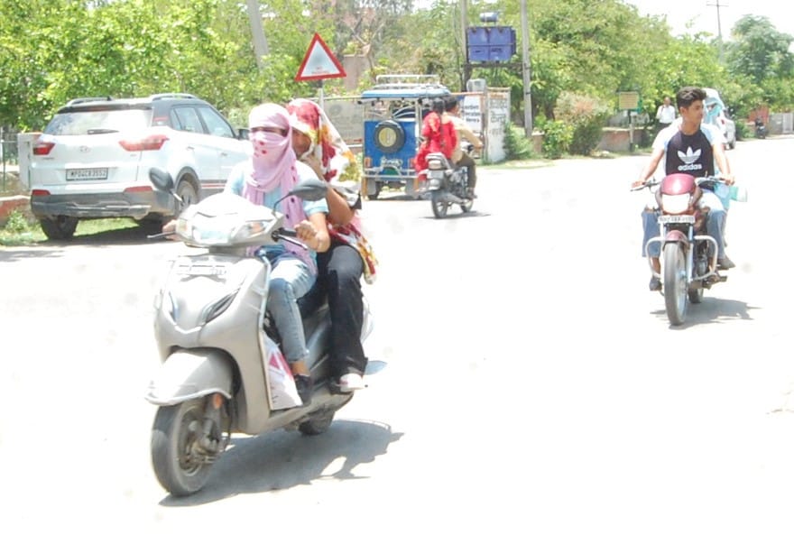 Again the heat started troubling: the maximum temperature increased by nine degrees in three days