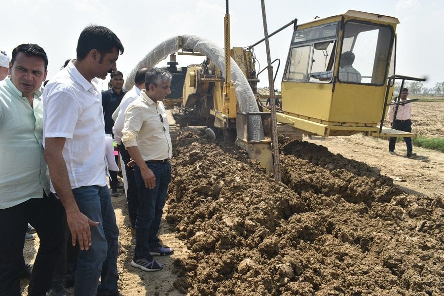 ACS started the work of pipeline being laid on 540 acres of beans land
