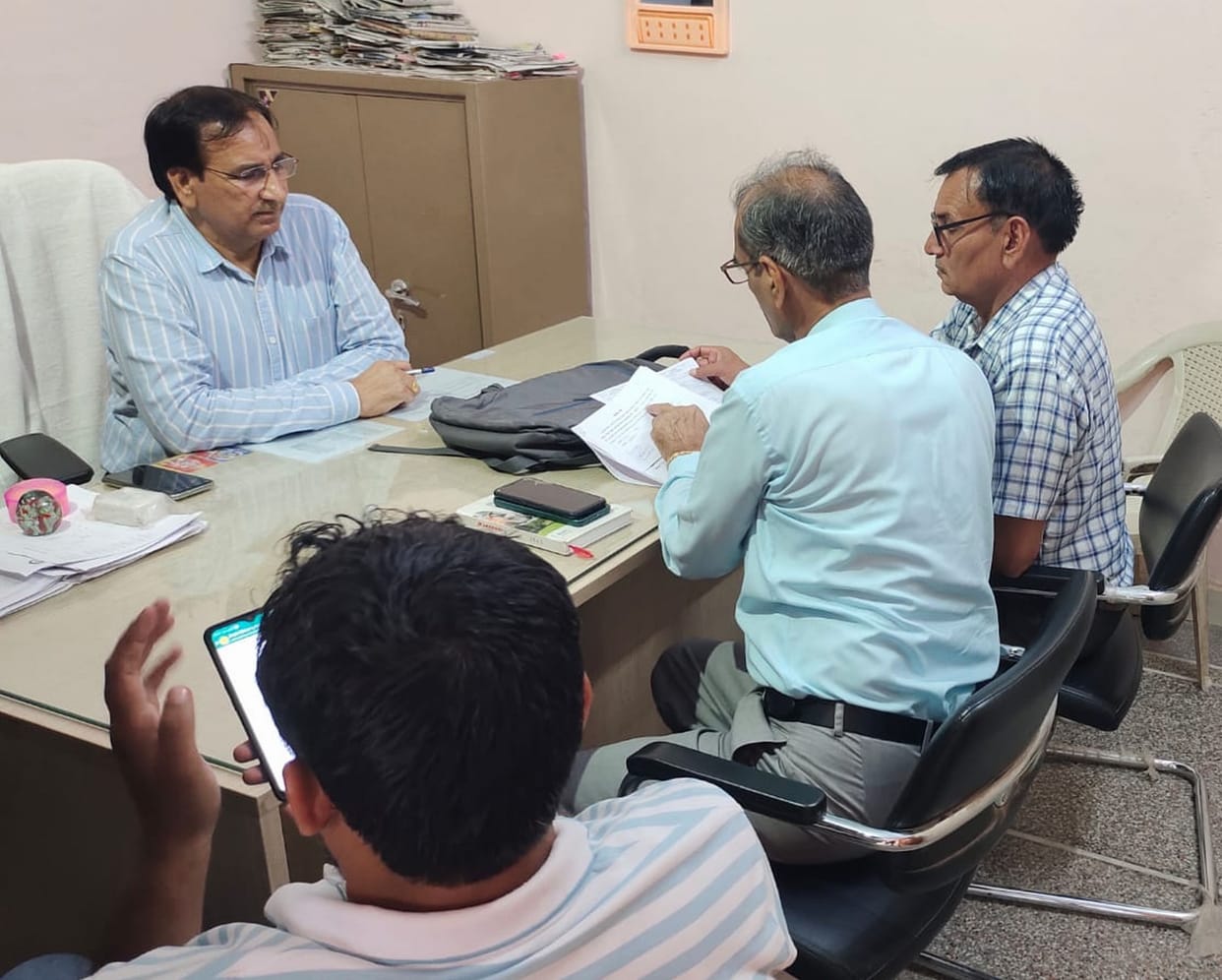 Chief Minister's flying squad raided the Social Welfare Department