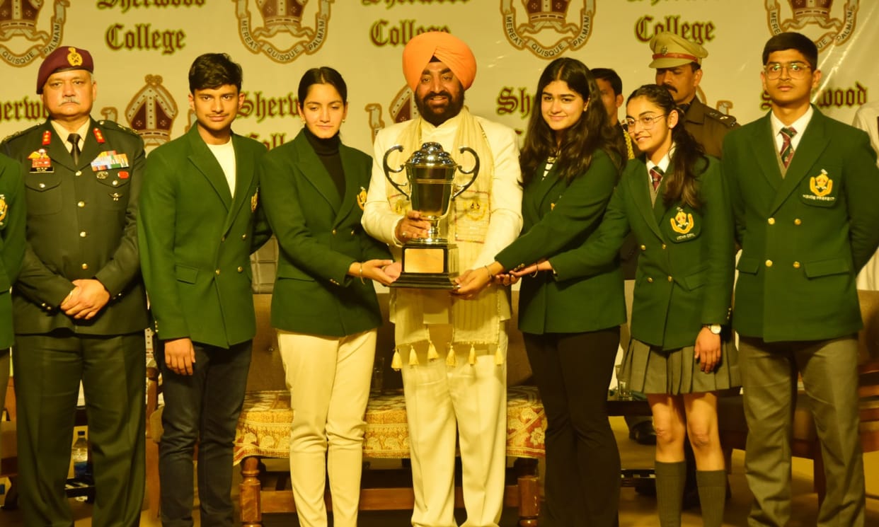 Robin House won the overall Cock House trophy