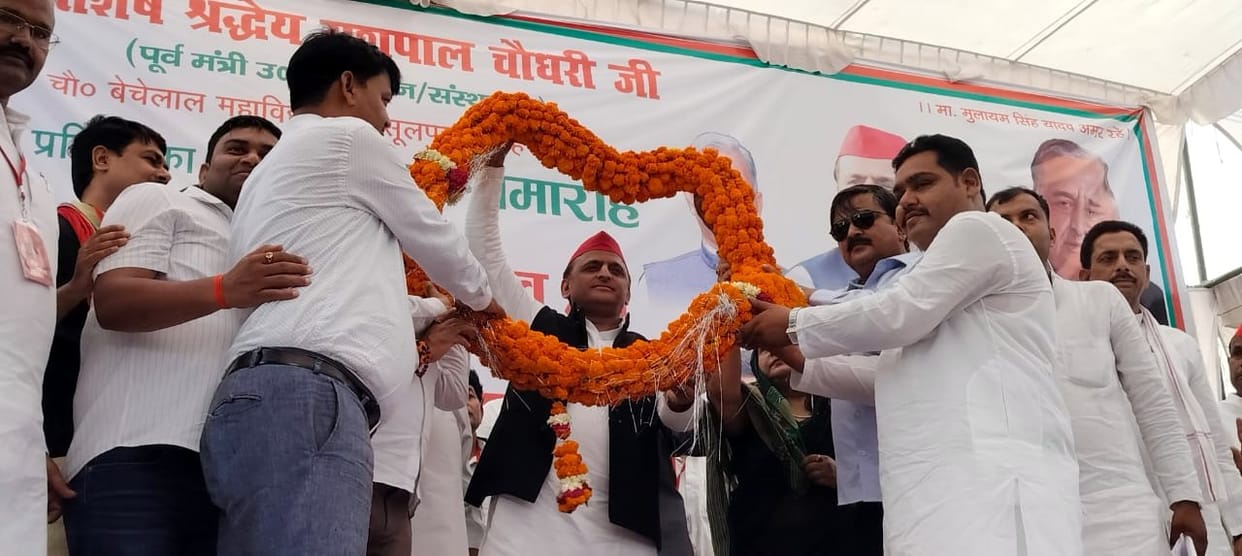 Unveiled the statue of former minister Yashpal Chowdhary