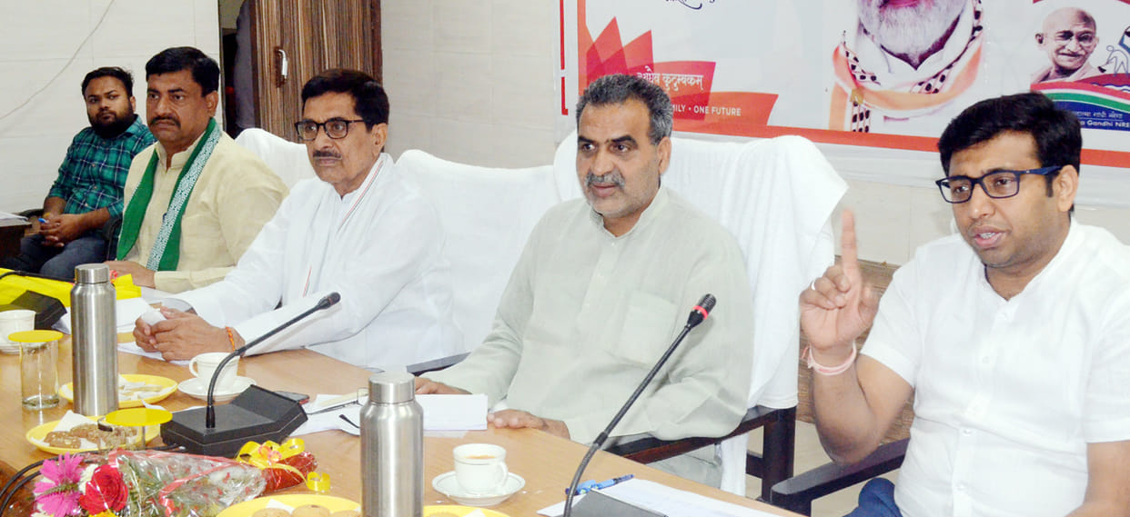There will be no cut in the city, farmers will get full power: Balyan