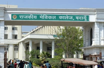 Professor is not giving answer for one year, commissioner issued final notice