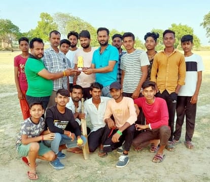 Budaun News: पहला किंग्स इलेवन और दूसरा मैच सिरतौल रॉयल ने जीता The first match was won by Kings XI and the second match by Sirtaul Royal