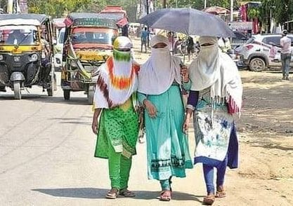 Outbreak of heat: student dies of heat stroke