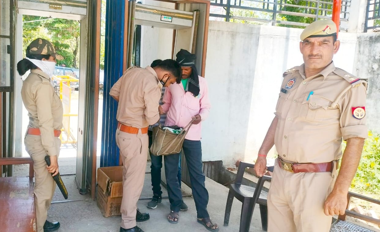 Tight security arrangements in the court