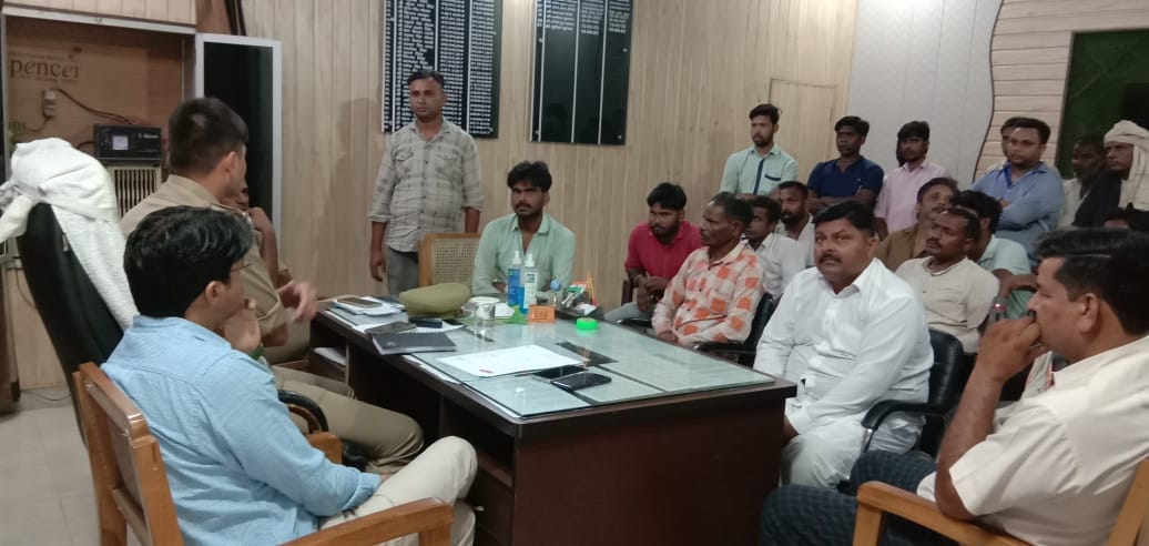 Uproar over the death of an injured person in village Bhaisi