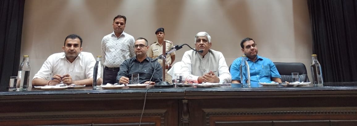 Dispose of RTI applications in time, keep the records correct: Bishnoi
