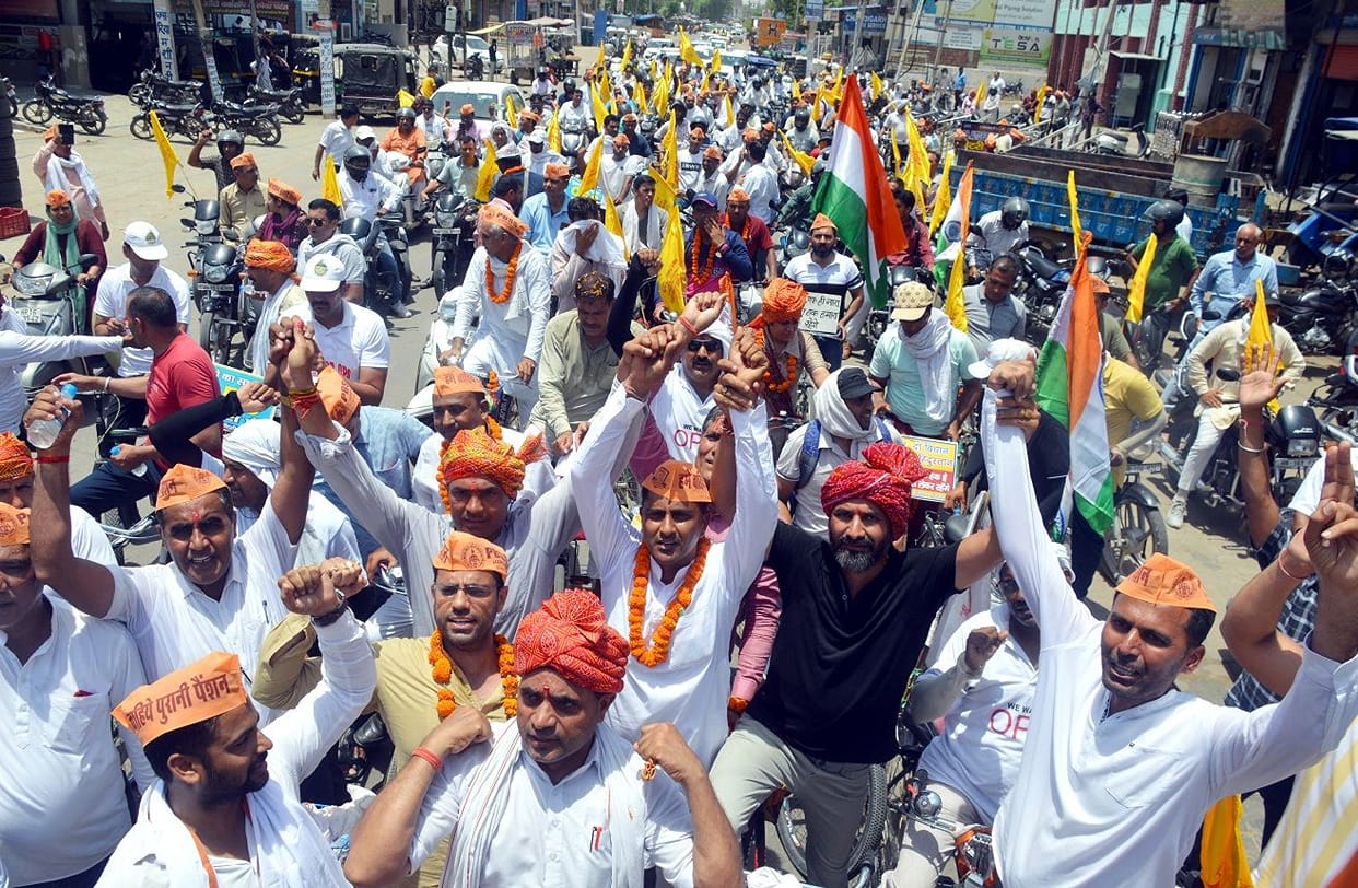 Khapens united in support of old pension restoration, announced to continue joint struggle