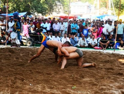 Mullapur's wrestler won the title of Mahavir Dangal Arki