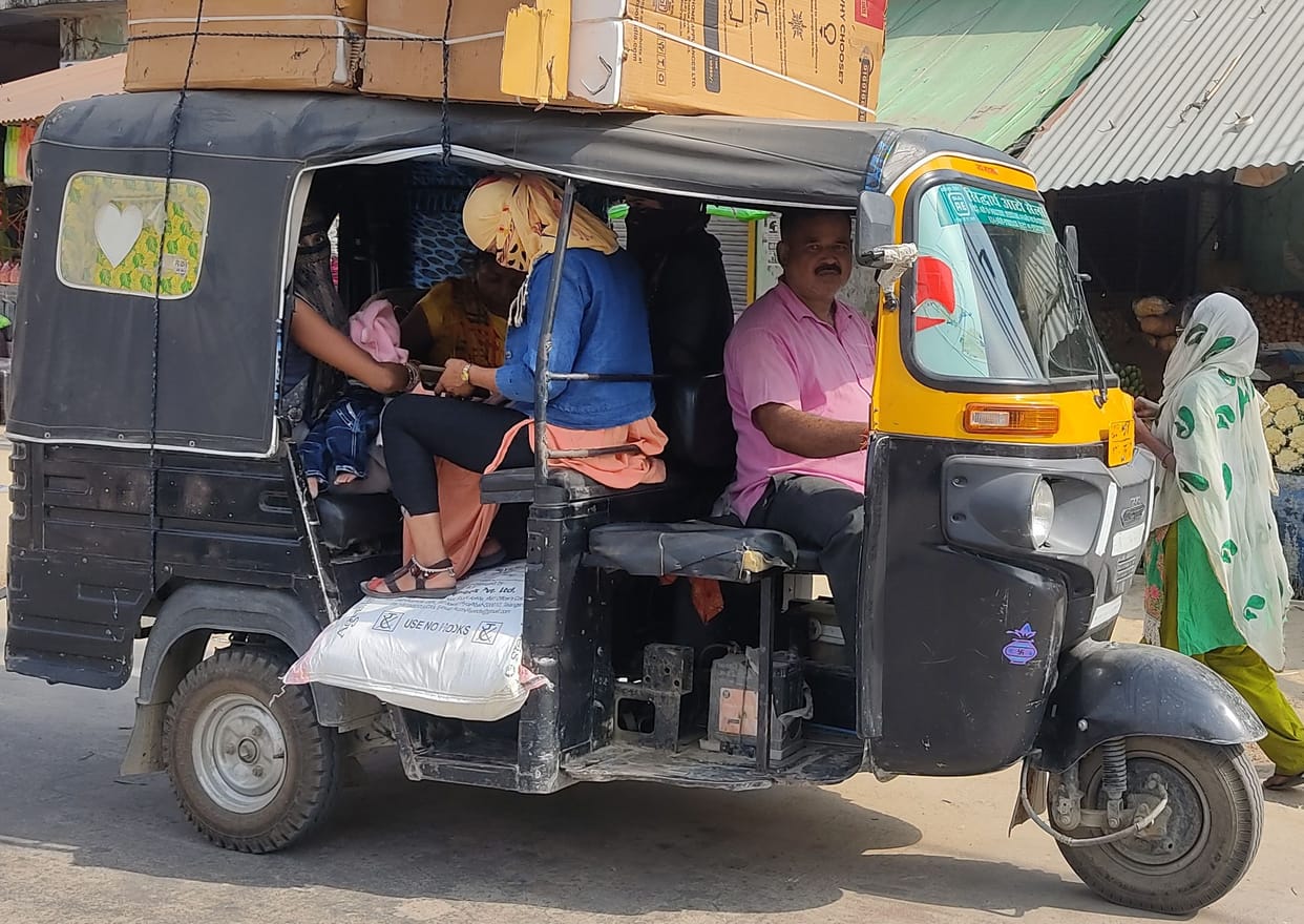 Government bus closed by showing loss