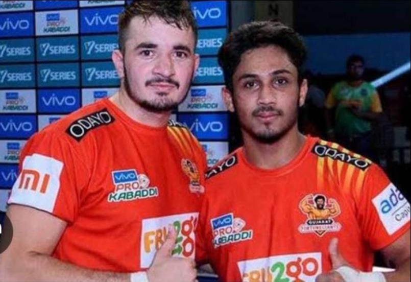 North Eastern Railway Kabaddi team players Sunil and Pravesh have been selected in the Indian Kabaddi team for the Senior Asian Kabaddi Championship to be held in Busan (Korea) from June 25 to 1.