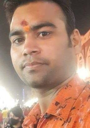 Cleaning workers celebrated holiday on Sunday, dirt spread in the city