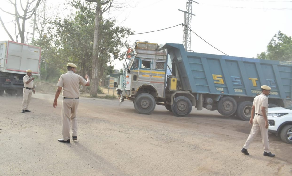 College road for heavy vehicles will now be no-entry for 24 hours
