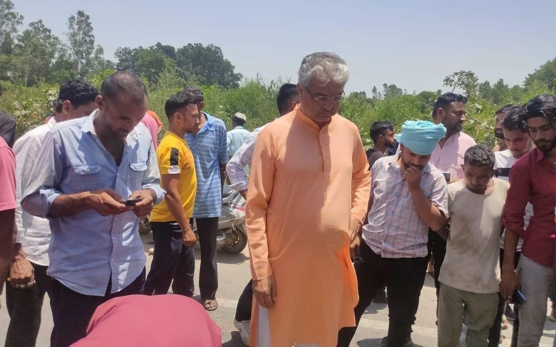 Scooty rider dies due to former MP's car collision