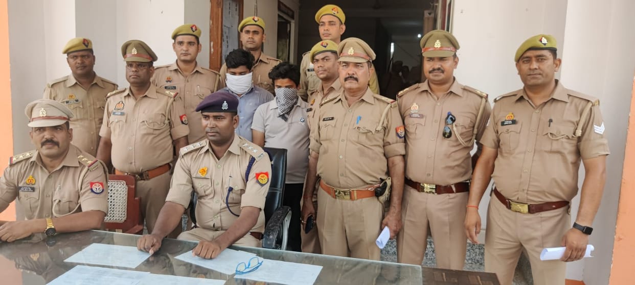 Two vehicle thieves arrested with ten bikes
