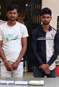 Two smugglers arrested, two kg of opium recovered
