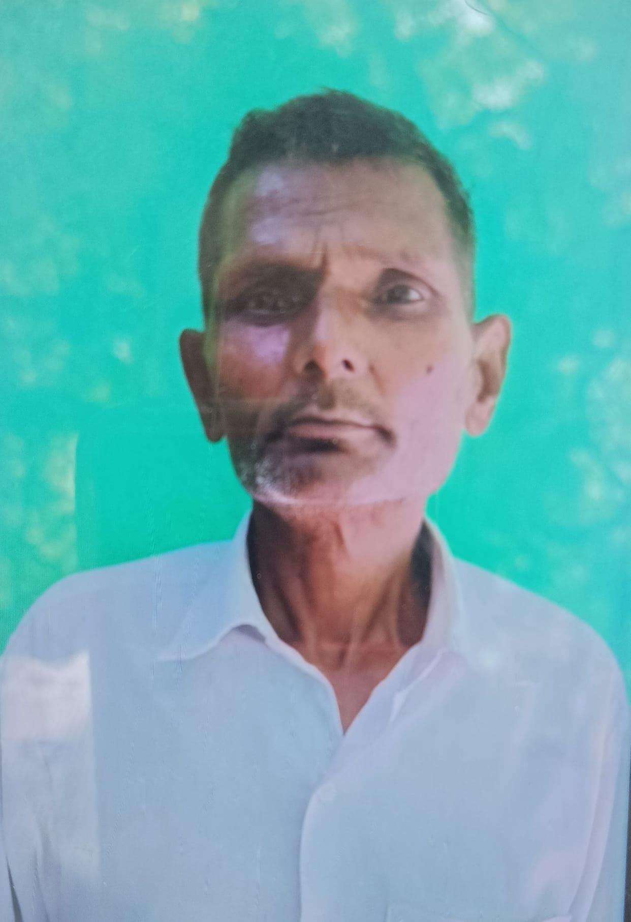 Death of middle aged man working on stone crusher machine in suspicious circumstances