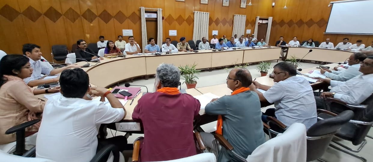 barabanki flood meeting dm