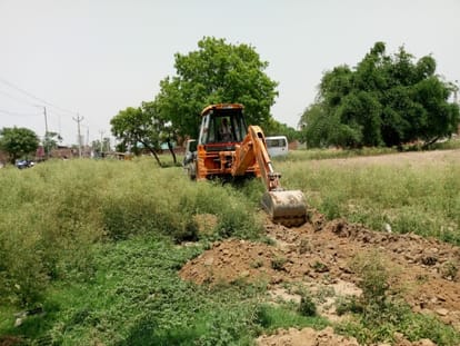 Municipality occupied the land by removing illegal encroachment
