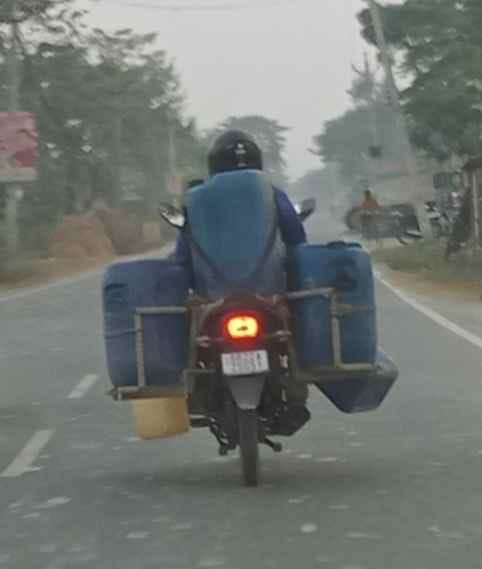 diesel petrol smuggling from up border