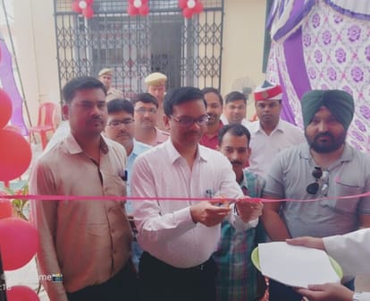 People donated blood enthusiastically in the great festival of Mahadan