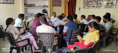 Lekhpals made a work boycott strategy regarding the problems