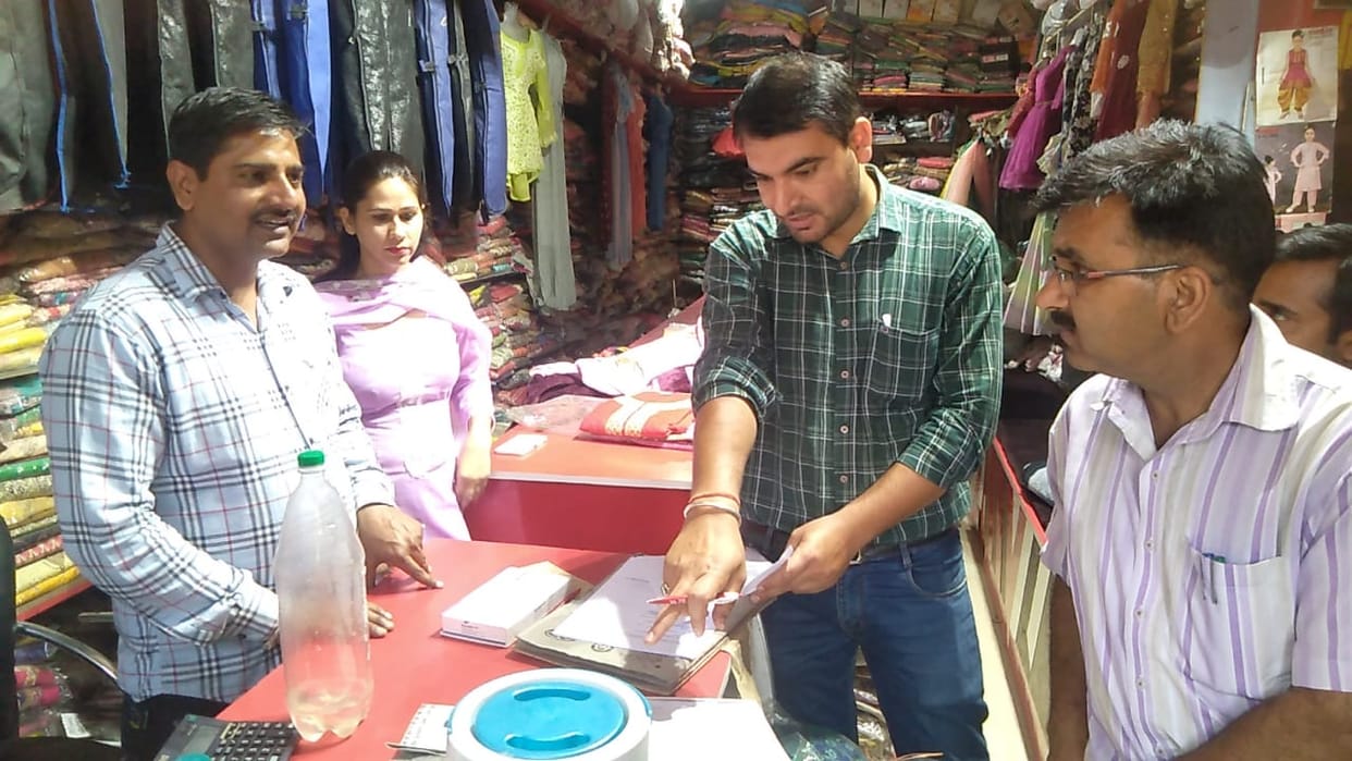 13 year old child found working at Garments shop