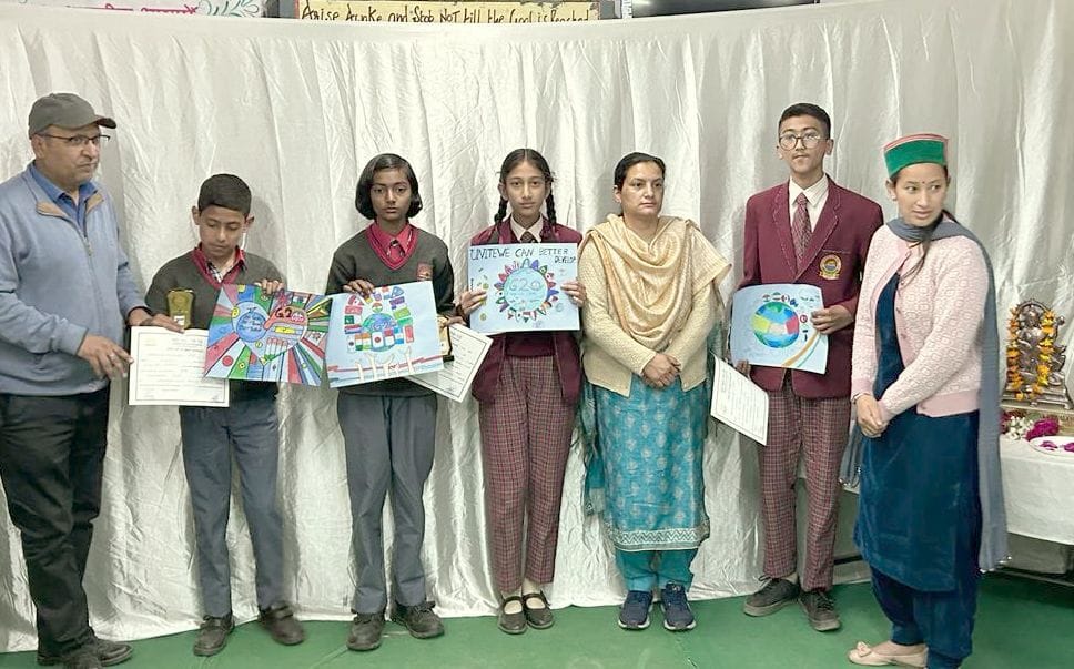 Vidisha first place in art competition