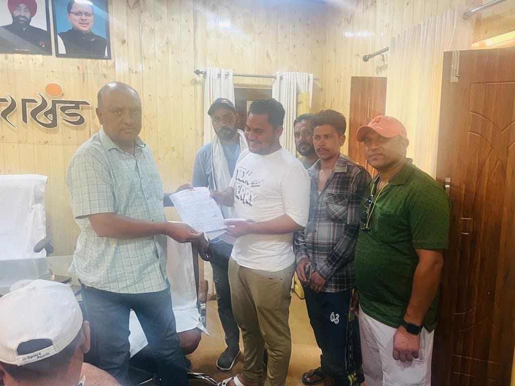 Dispute between mining businessmen and crusher owners