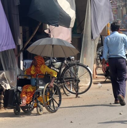 175 MW power demand increased, overloaded lines started responding