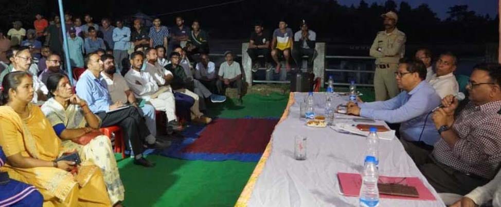 Sugarcane development secretary organized Ratri Choupal in Sayla village