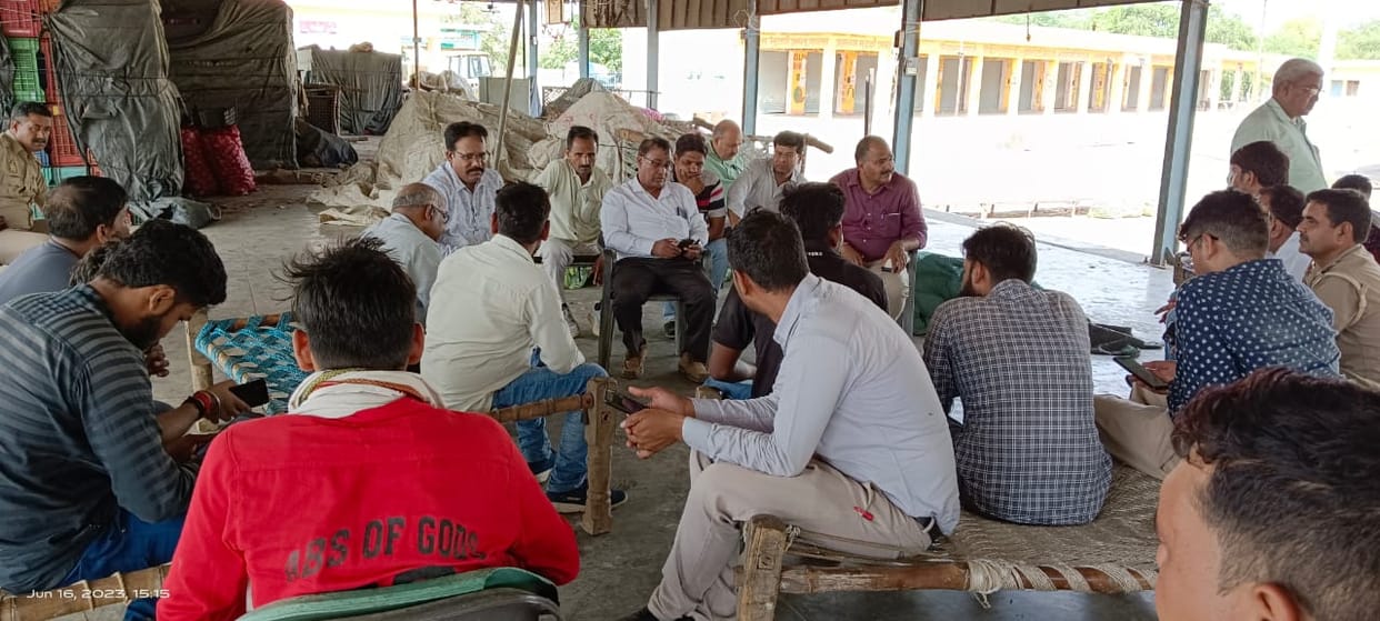 Cow servants created ruckus for not getting treatment for sick cattle