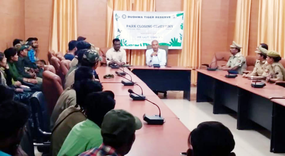 Do not be negligent in regular patrolling in Dudhwa