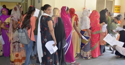 The risk of heat stroke is increasing as the temperature rises