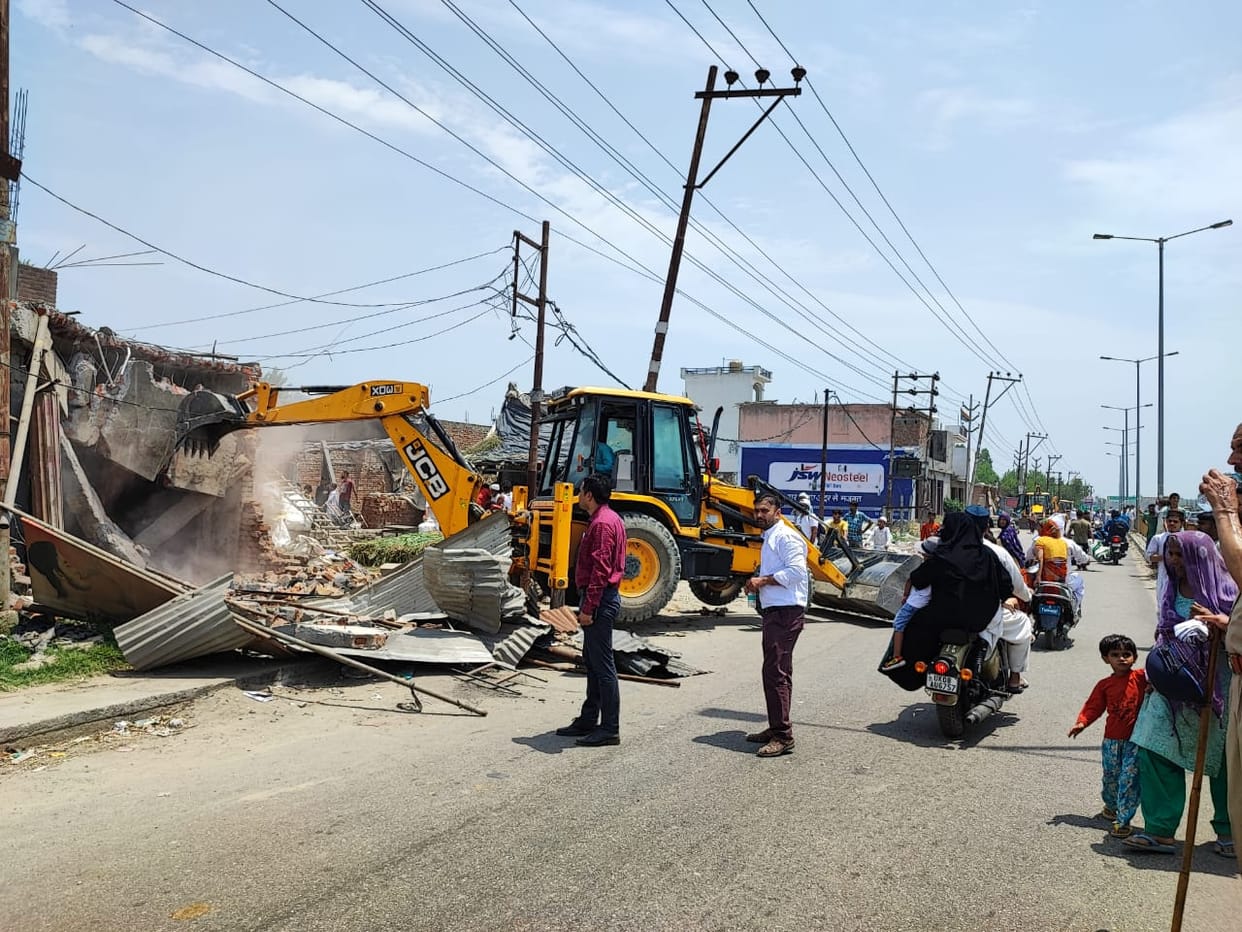NHAI got the construction done on the acquired land demolished
