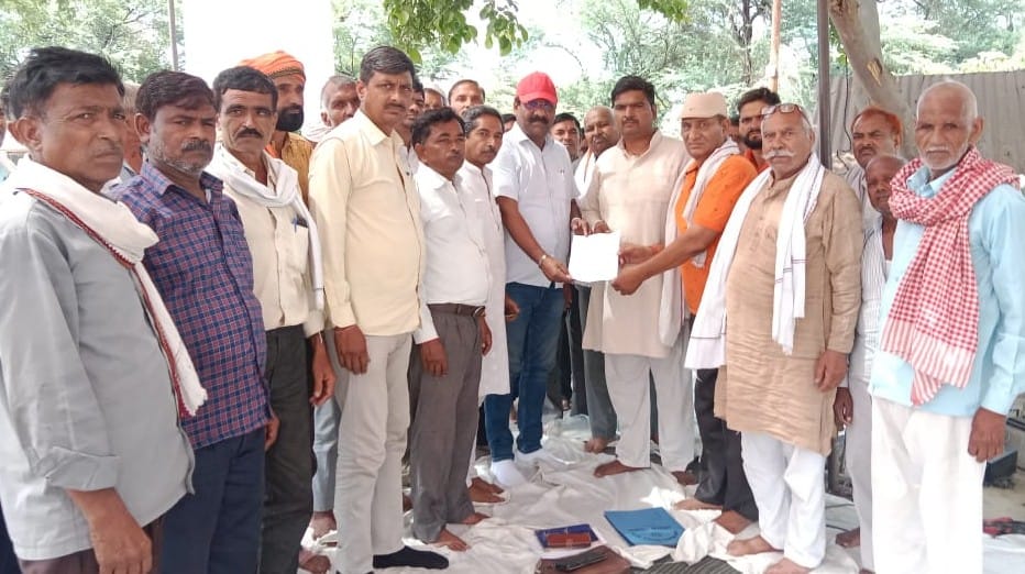 Due to neglect, enthusiasm for the big movement is filling the villagers