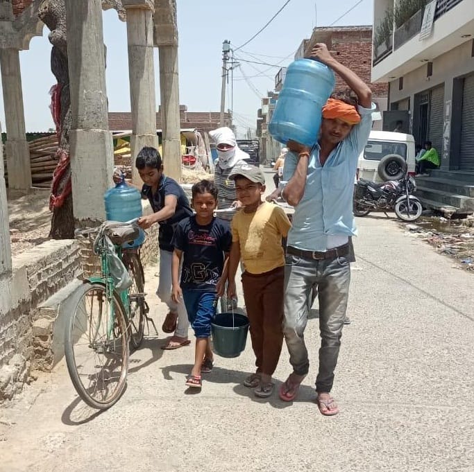 People of Dhani Bazar are worried about water