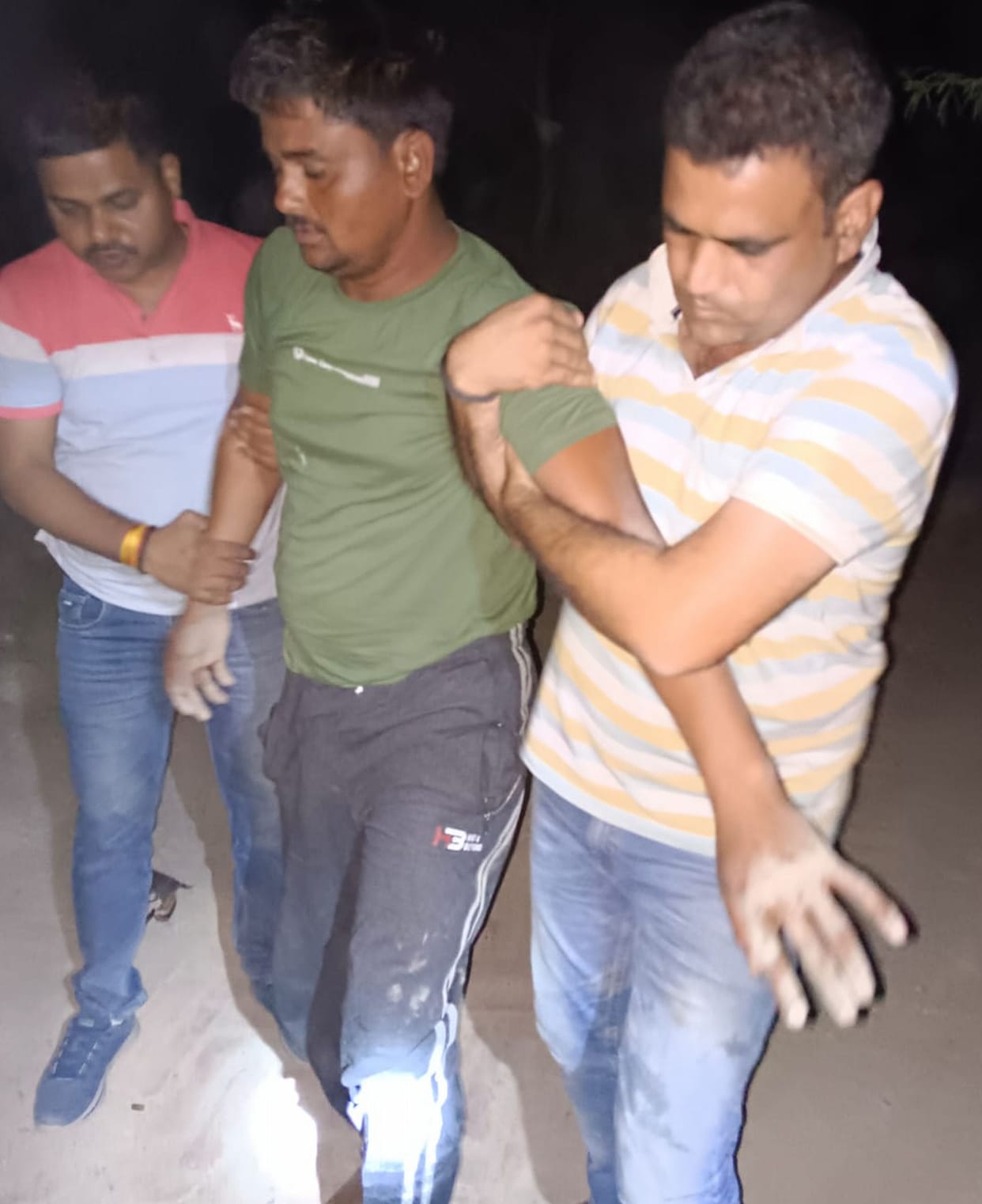 Cow smuggler arrested in encounter