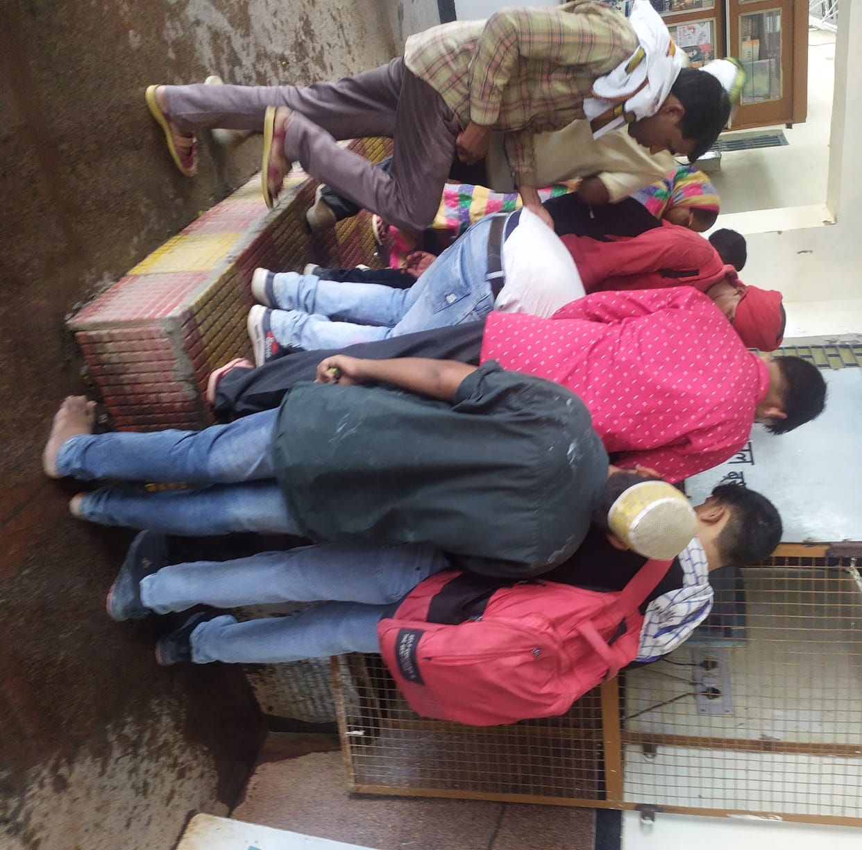 water shortage at railway station