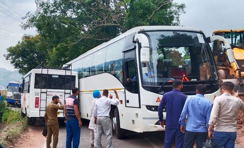 Road jam, hotel full, tourism sector buzzing