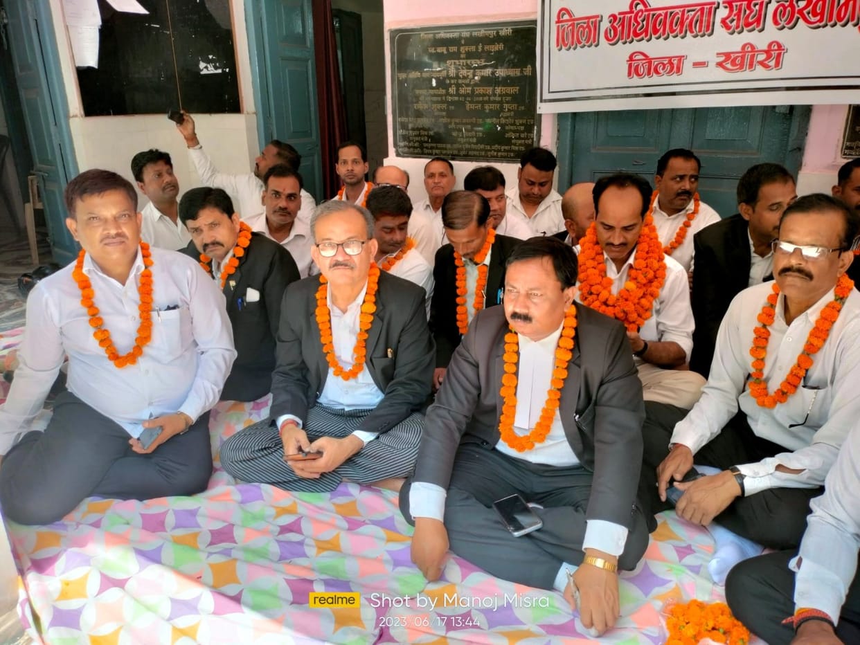 Lawyers protest alleging police harassment