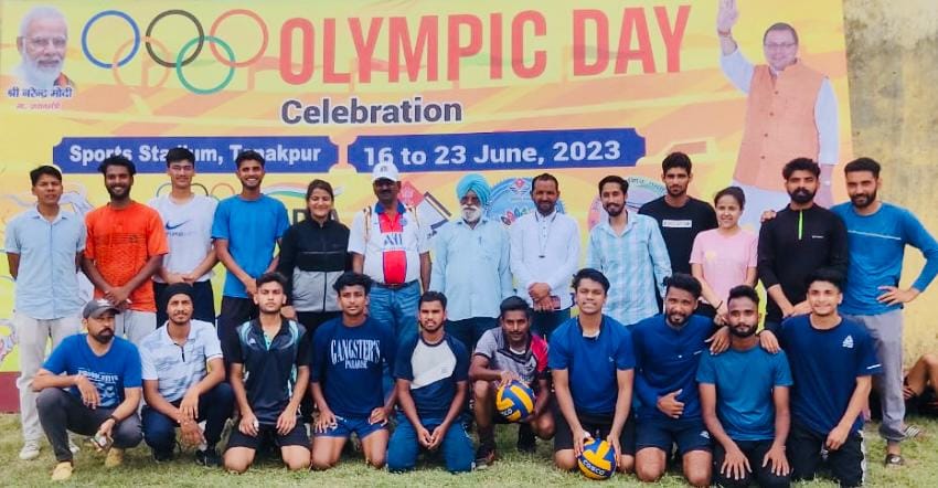 Tanakpur Stadium's B team won the volleyball title