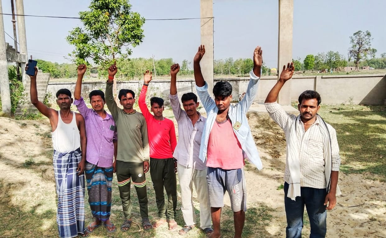 Not getting clean water, villagers protest